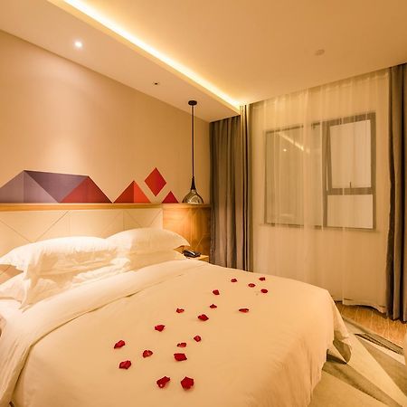 Borrman Hotel Guangzhou Tianhe Sports Center エクステリア 写真